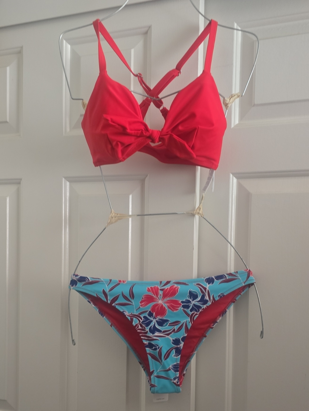 Cupshe Turquoise Floral Bikini Bottom with Red and Navy Flowers